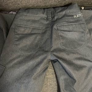 Burton snowboard/ski pants, Sz M